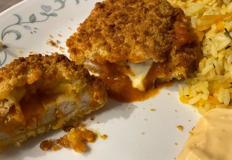 Poulet parmigiana surgelé gratiné au fromage